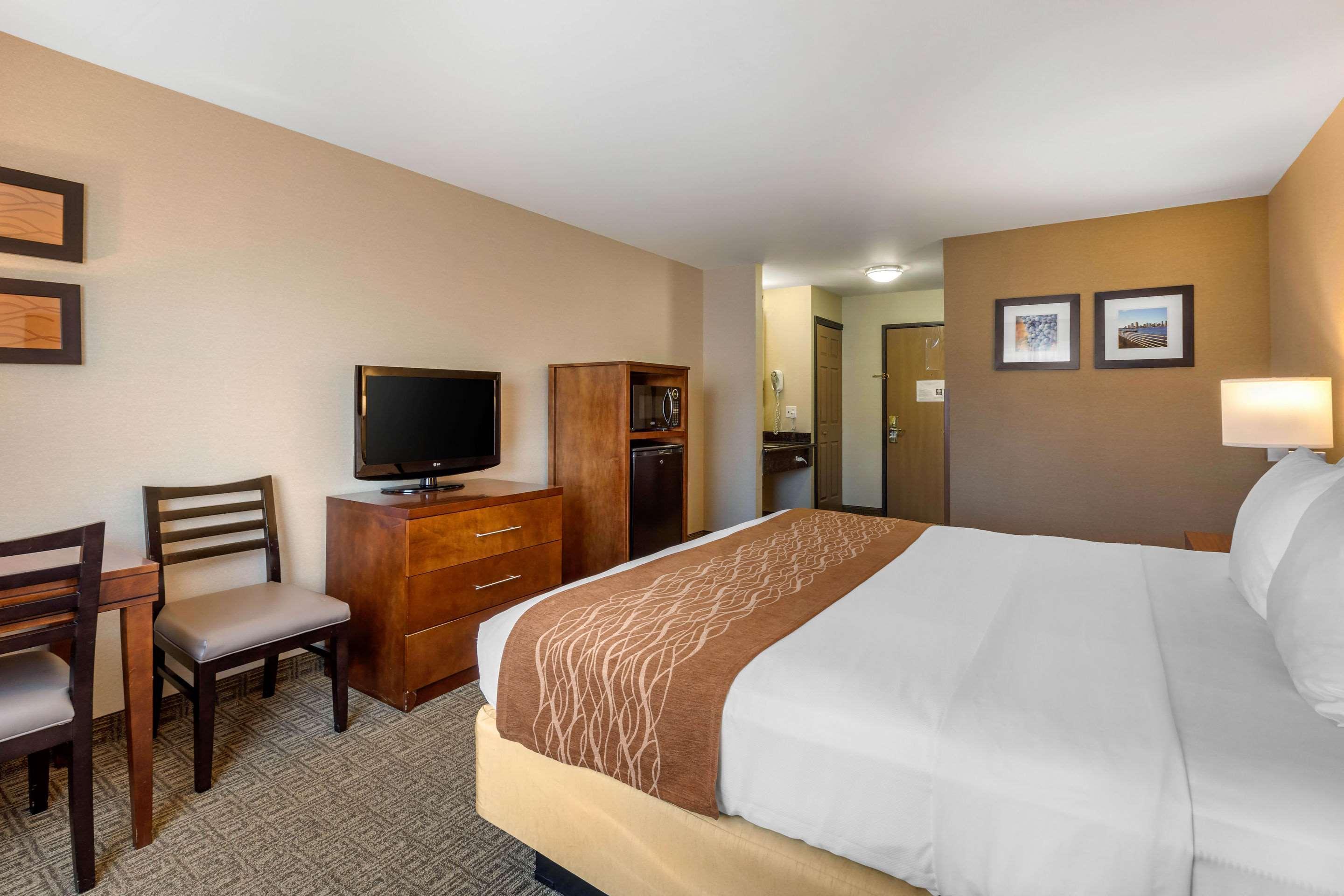 Comfort Inn & Suites Murrieta Temecula Wine Country Экстерьер фото