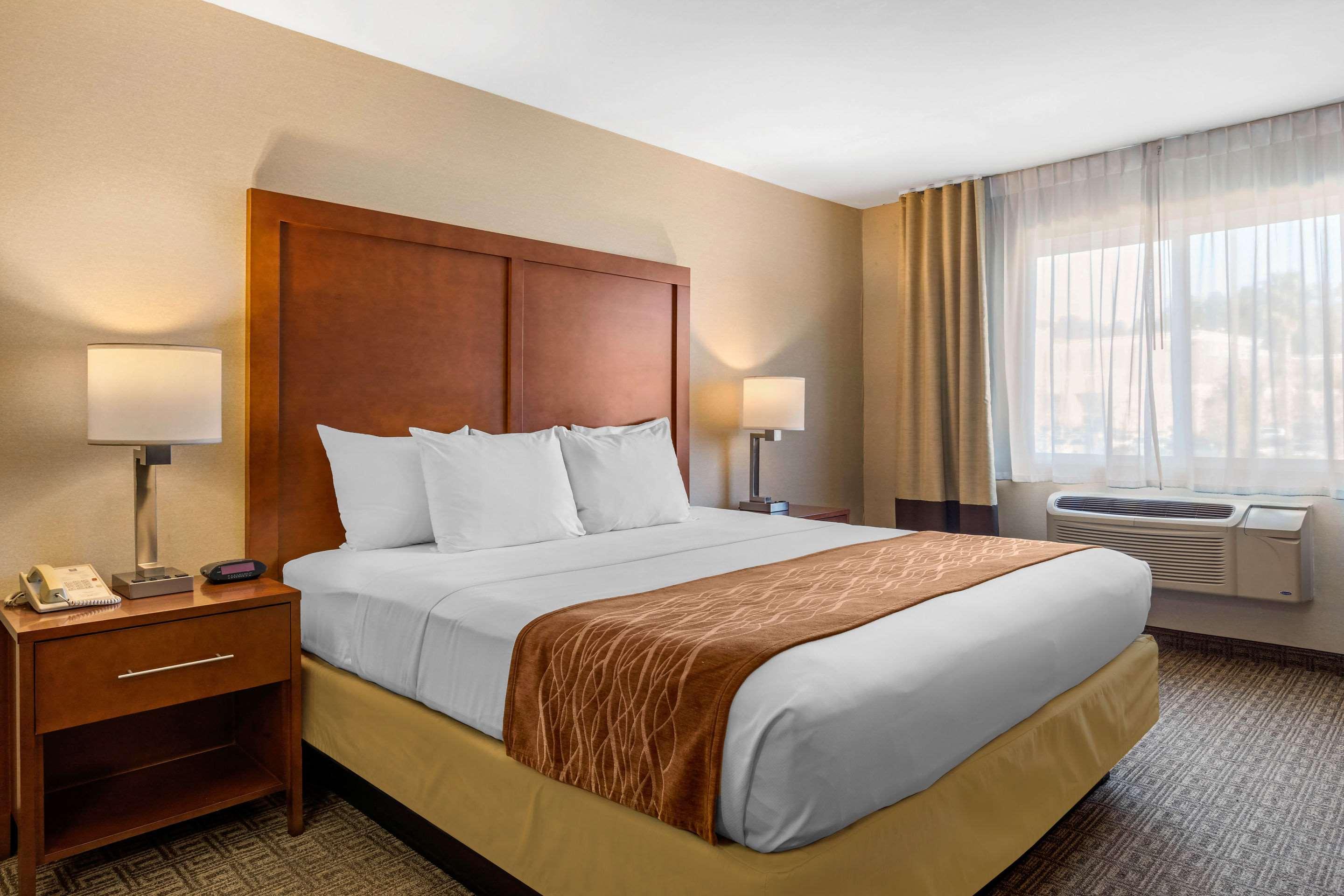 Comfort Inn & Suites Murrieta Temecula Wine Country Экстерьер фото