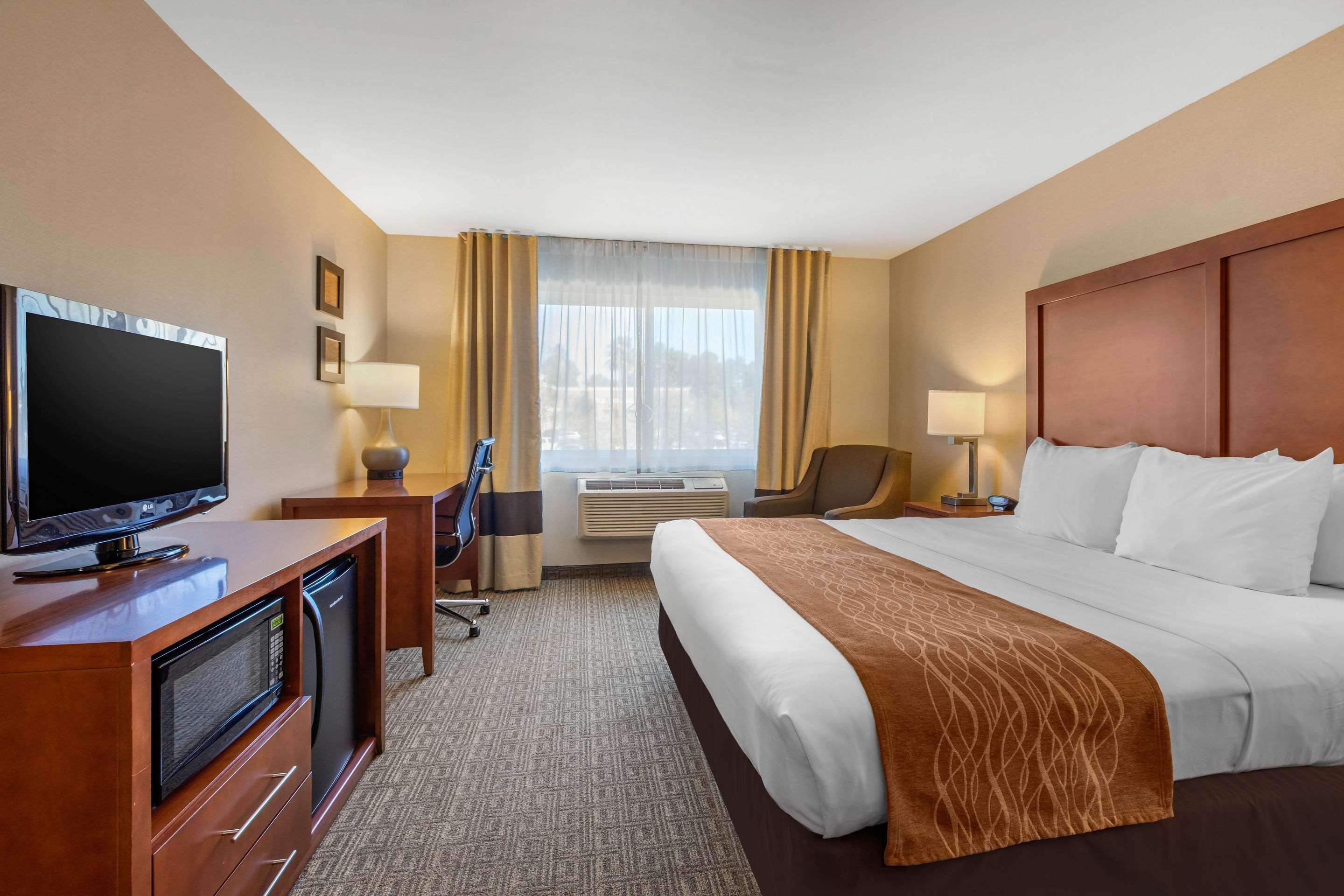 Comfort Inn & Suites Murrieta Temecula Wine Country Экстерьер фото